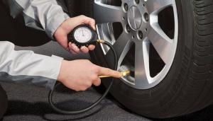 tekanan ban mobil grand max